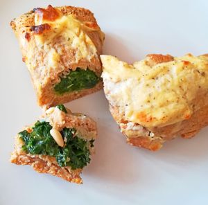 Spinachand veg mozzarella chickpeas roll at Manumaga in Mojacar