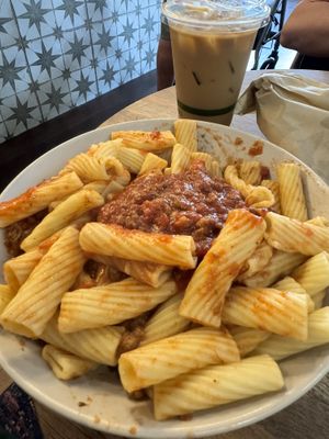 Rigatoni (without almond ricotta, my husband doesn’t like cheese - dairy or vegan 😅)  at Vegetation Plant Food in Lakeland
