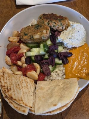 Mezzebowl at Vegetation Plant Food in Lakeland