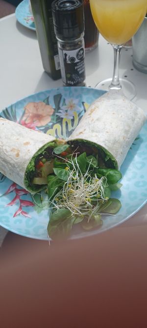 Hummus wrap at Café de Theresa in Estepona