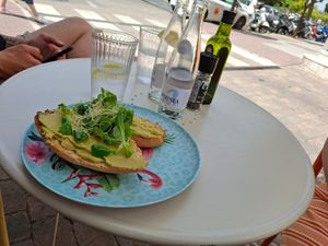 Hummus at Café de Theresa in Estepona