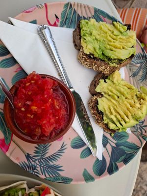 Avocado at Café de Theresa in Estepona