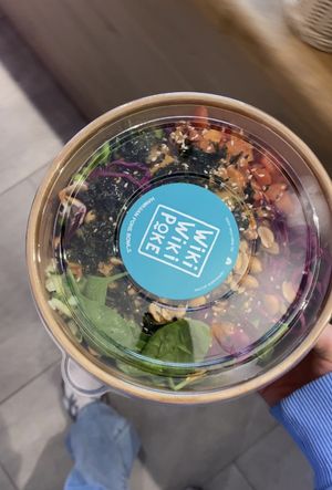 Vegan selbst gemixt   at Wiki Wiki Poke in Vienna