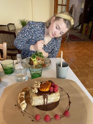 Lovely brekkie at Naked Flowers in Mondsee