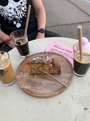  at Naked Flowers in Mondsee