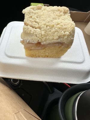 Apple  at Naked Flowers in Mondsee