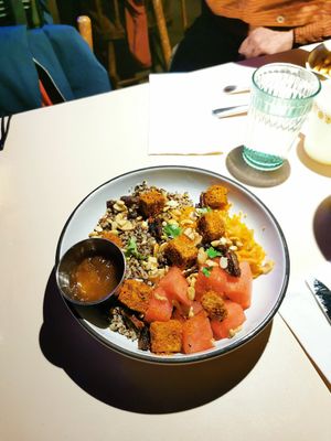 Tofu quinoa bowl at L'abri in Cheticamp