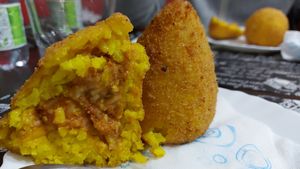 Arancini al ragù di soia at Trinacria in Samarate
