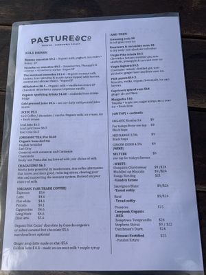 Drinks  at Pasture & Co in Currumbin Valley