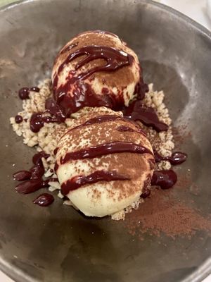 Vanilla ice cream with red beet chocolate sauce  at The Green Room - Cityhotel Wood in Middelburg