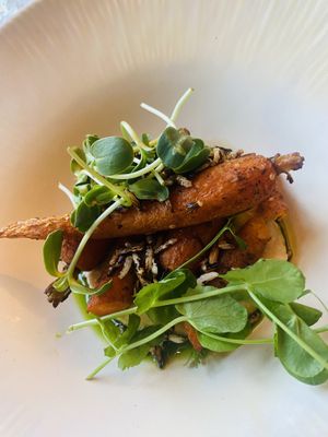 Hoofdgerecht met wortel.  at The Green Room - Cityhotel Wood in Middelburg