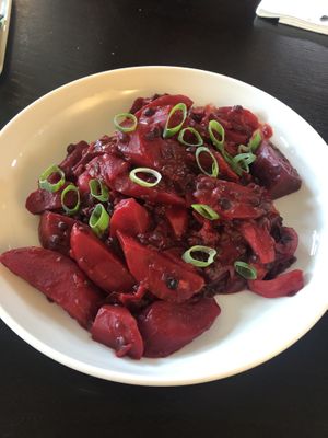 Red beet bourguignon: stew of red beets, lentils, carrot, onion, garlic, mushrooms, red wine and mashed potatoes. at The Green Room - Cityhotel Wood in Middelburg
