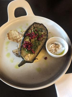 Eggplant and king oyster mushroom with quinoa, lemon, mint, pomegranate and a yoghurt dip. Here made vegan with a plant based yoghurt.  at The Green Room - Cityhotel Wood in Middelburg