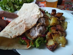 Seitan façon kebab at La Bouche du Trois Pièces  in Rouen