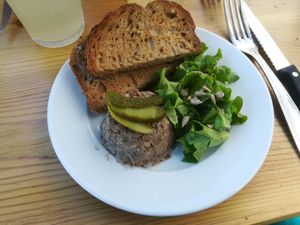 Vegan rillettes at La Bouche du Trois Pièces  in Rouen