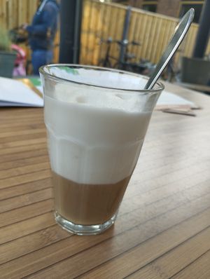 Sojalatte at De Pannekoekenbakker in Oostkapelle