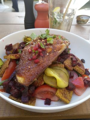 eggplant with hoisin, spiced & marinated tofu with a beans & beetroot salad at Circus Restaurant in Antwerpen