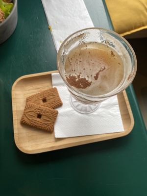 Hot apple juice (we drank a quarter before taking pic)  at Circus Restaurant in Antwerpen