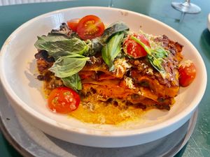 Heel lekkere lasagne at Circus Restaurant in Antwerpen