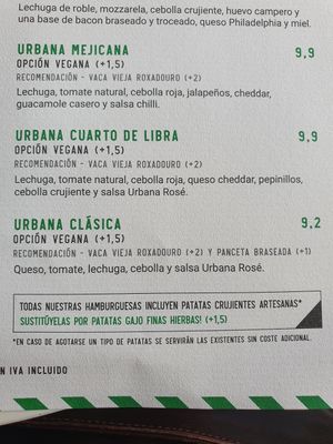 The 3 burgers with vegan option (also vegan cheese) at La Urbana in Lugo