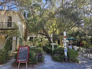  at Hibiscus Cafe in Grayton Beach