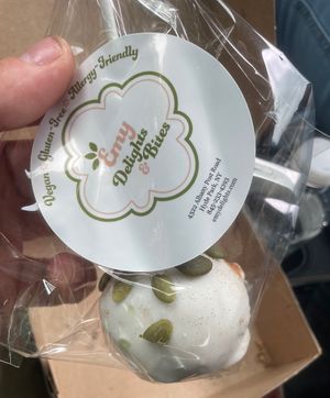 Cake Pops!  at Emy Delights & Bites - Pop Up in Hyde Park