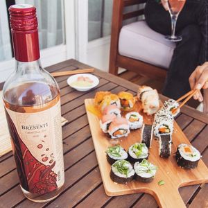 Vinos 100% veganos at MONANA in Montevideo