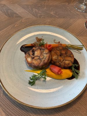 Serviettenknödel mit Karotten  at Matt & Elly in Basel