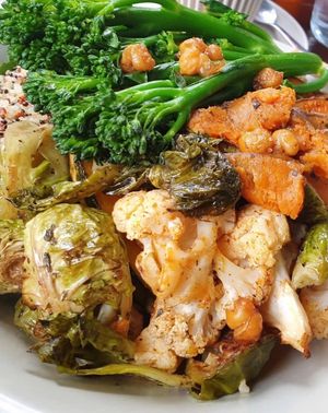 Green bowl  at FIG & CO in Kenthurst