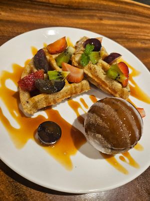 ~ 11/11/23 at LN Fortunate Coffee - Orchard Batam in 