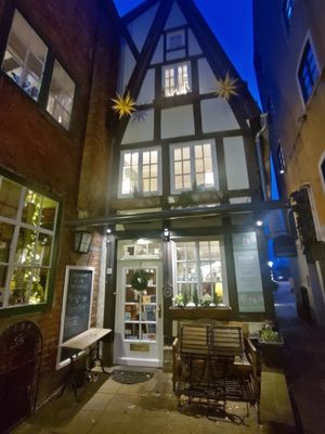 Entry at Teestübchen im Schnoor in Bremen