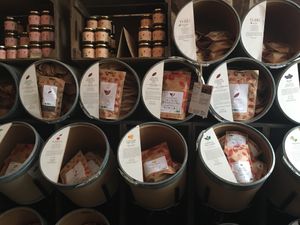 The shop at Sol Semilla in Paris