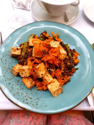 Linsen mit Gemüse und Tofu at Strandhaus in Luebbenau