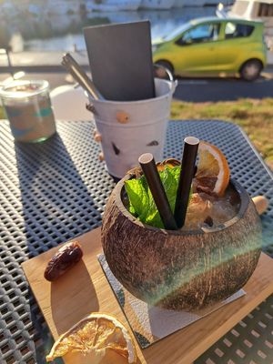 Delicioso at Boat House Bar in Mallorca