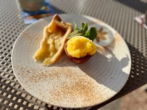 Warm apple pie with ice cream at Boat House Bar in Mallorca