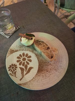  at Boat House Bar in Mallorca