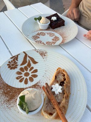  at Boat House Bar in Mallorca