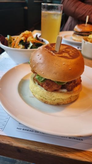 Cauliflower Burger at Union Restaurant in Basel