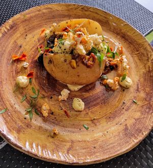 Roasted Tomato with spicy popcorn at Plantae Gastrobar  in Tenerife