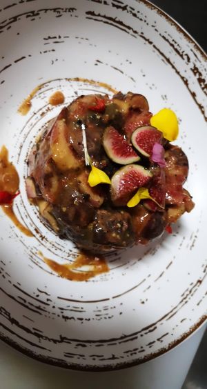 Tartar de higos con aliño de maní  at Plantae Gastrobar  in Tenerife