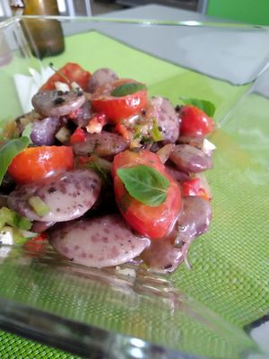 Judías de Parral en salpicón de manzana verde con tomates semisecos y aliño de Lima, soja y jengibre at Plantae Gastrobar  in Tenerife