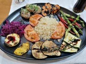 Muito completo e delicioso. Atendimento 5 estrelas⭐ at Rosina in Braganca