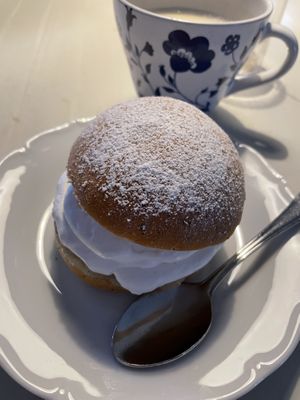 Vegansk semla👌🏽😍✨ at Café Zorn in Mora