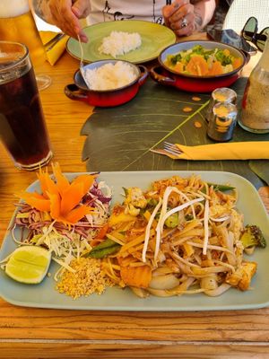 Tofu Pad Thai at Yoya's Thai Kitchen in Albufeira