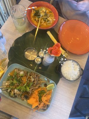 Tofu panang and vegetable noodles  at Yoya's Thai Kitchen in Albufeira