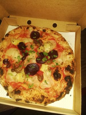 4 seasons takeaway at Purezza in Bristol