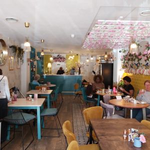 Pretty decor at Strawberry Grove in Marlow