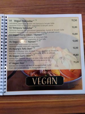 Komplett vegane Seite 🥰 at Huang's in Mannheim