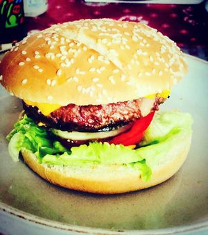 Burger 100% végétal at Le Métïs Végétal in Thiais