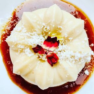 Pana cotta coco at Le Métïs Végétal in Thiais